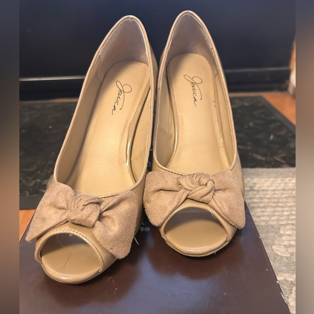 Jessica Women's Beige Peep Toe Heels with Bow